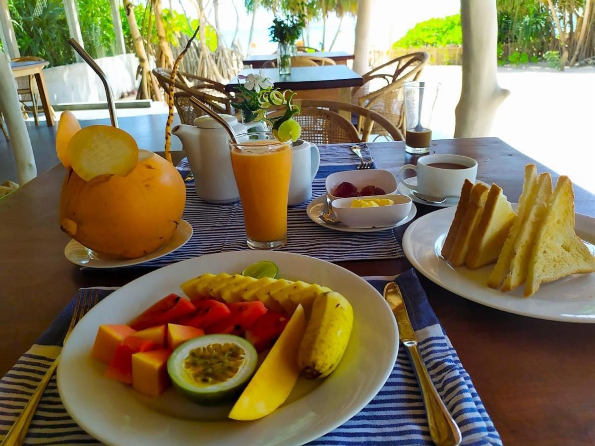 Sleeping Elephant Beach Resort Tangalle Kültér fotó