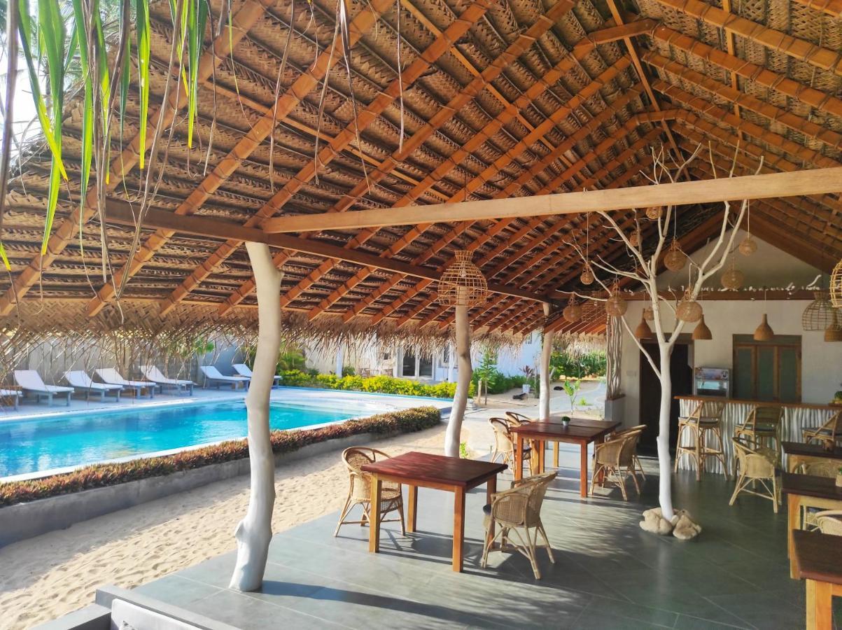 Sleeping Elephant Beach Resort Tangalle Kültér fotó