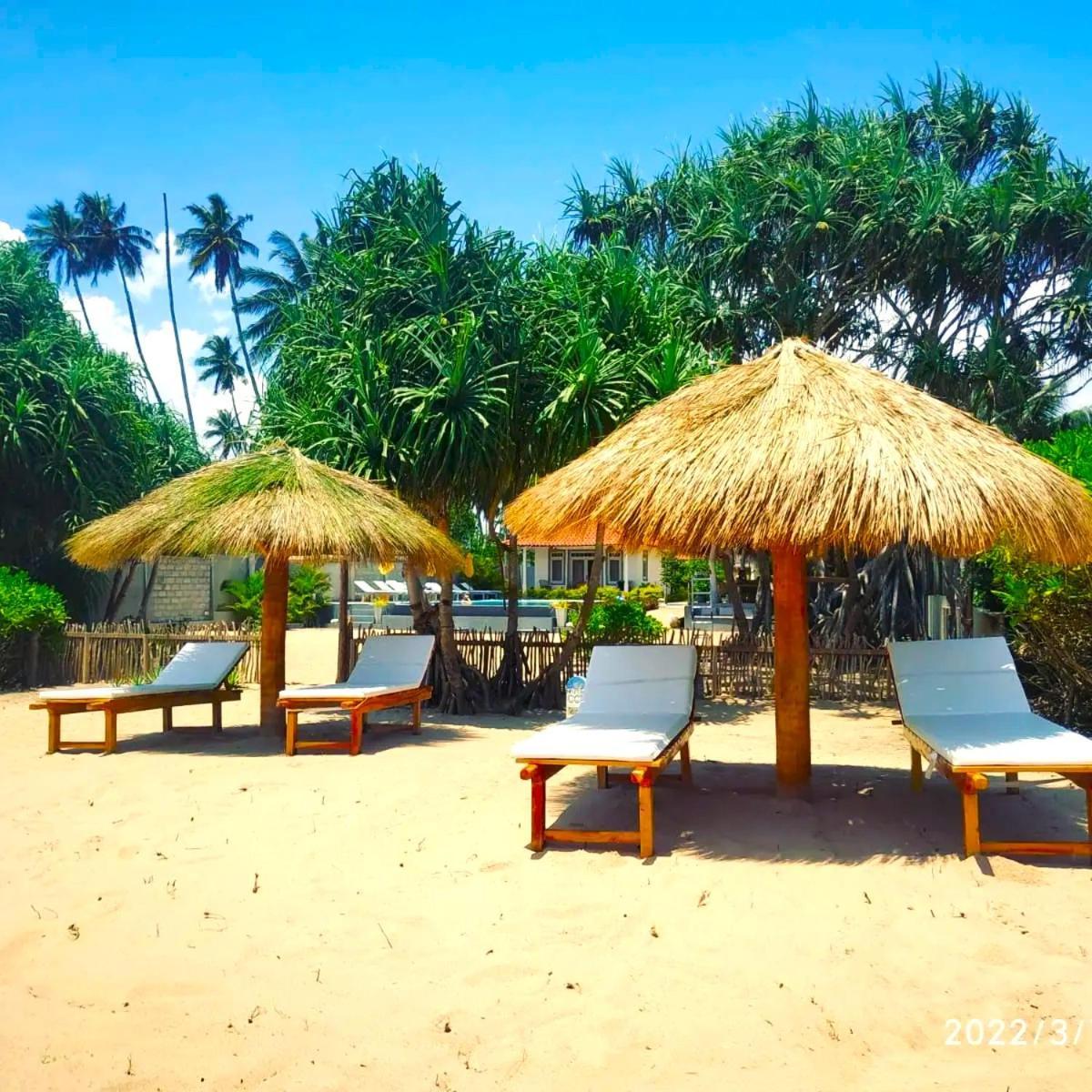 Sleeping Elephant Beach Resort Tangalle Kültér fotó