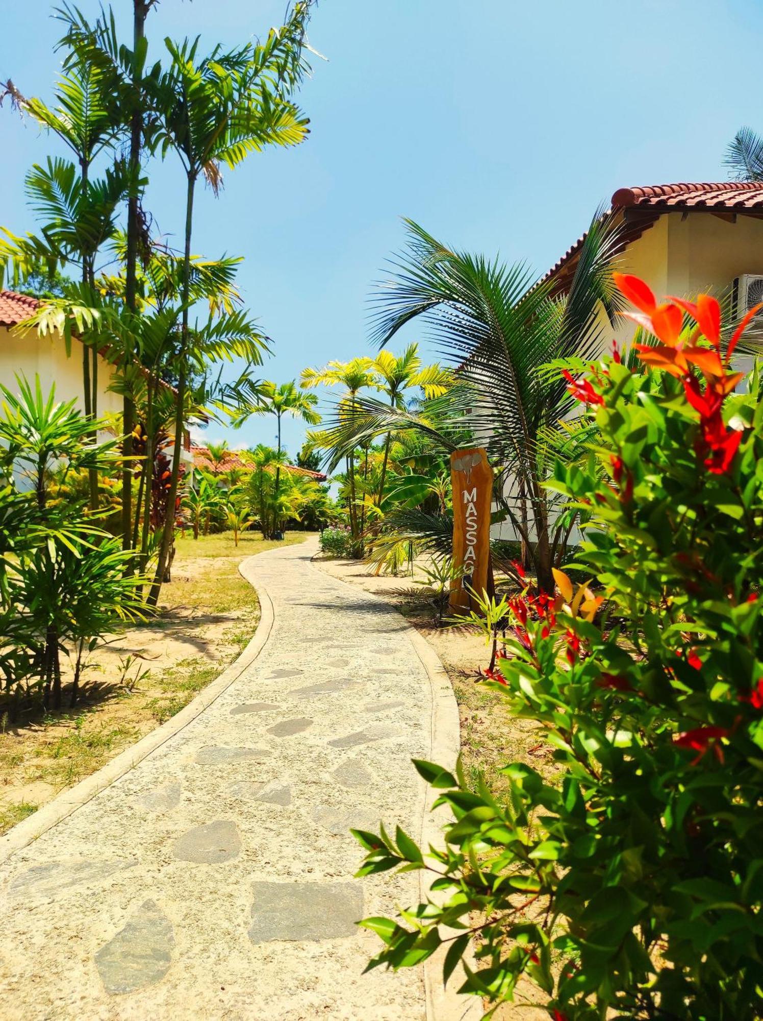 Sleeping Elephant Beach Resort Tangalle Kültér fotó