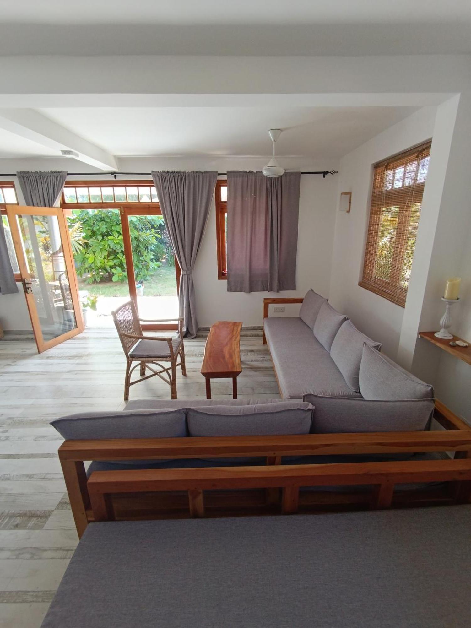 Sleeping Elephant Beach Resort Tangalle Kültér fotó