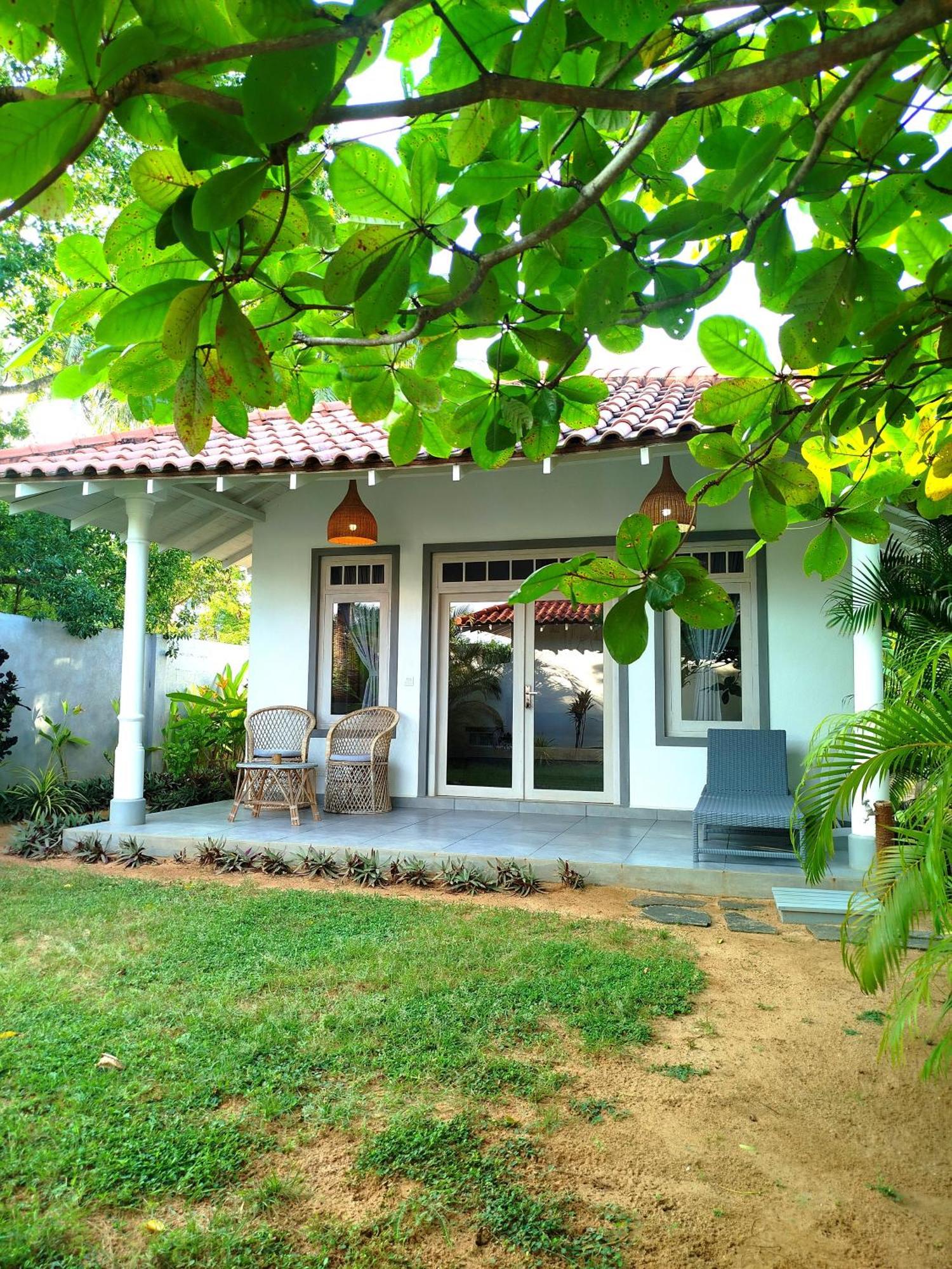 Sleeping Elephant Beach Resort Tangalle Kültér fotó
